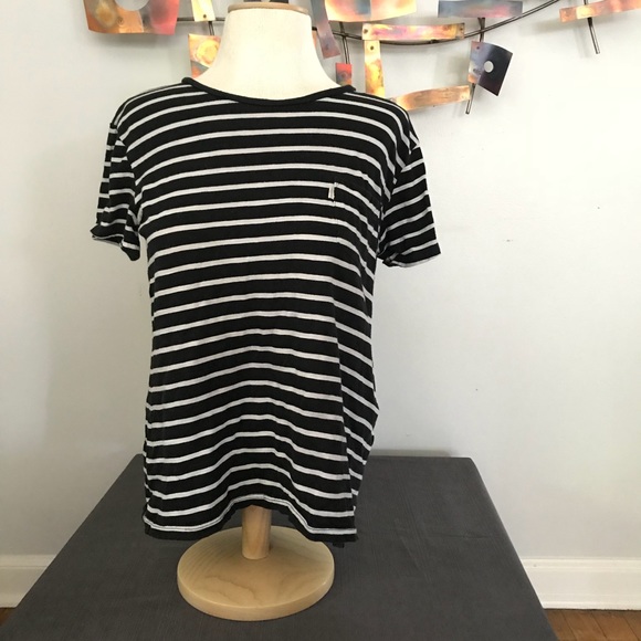 levi's black and white striped t shirt